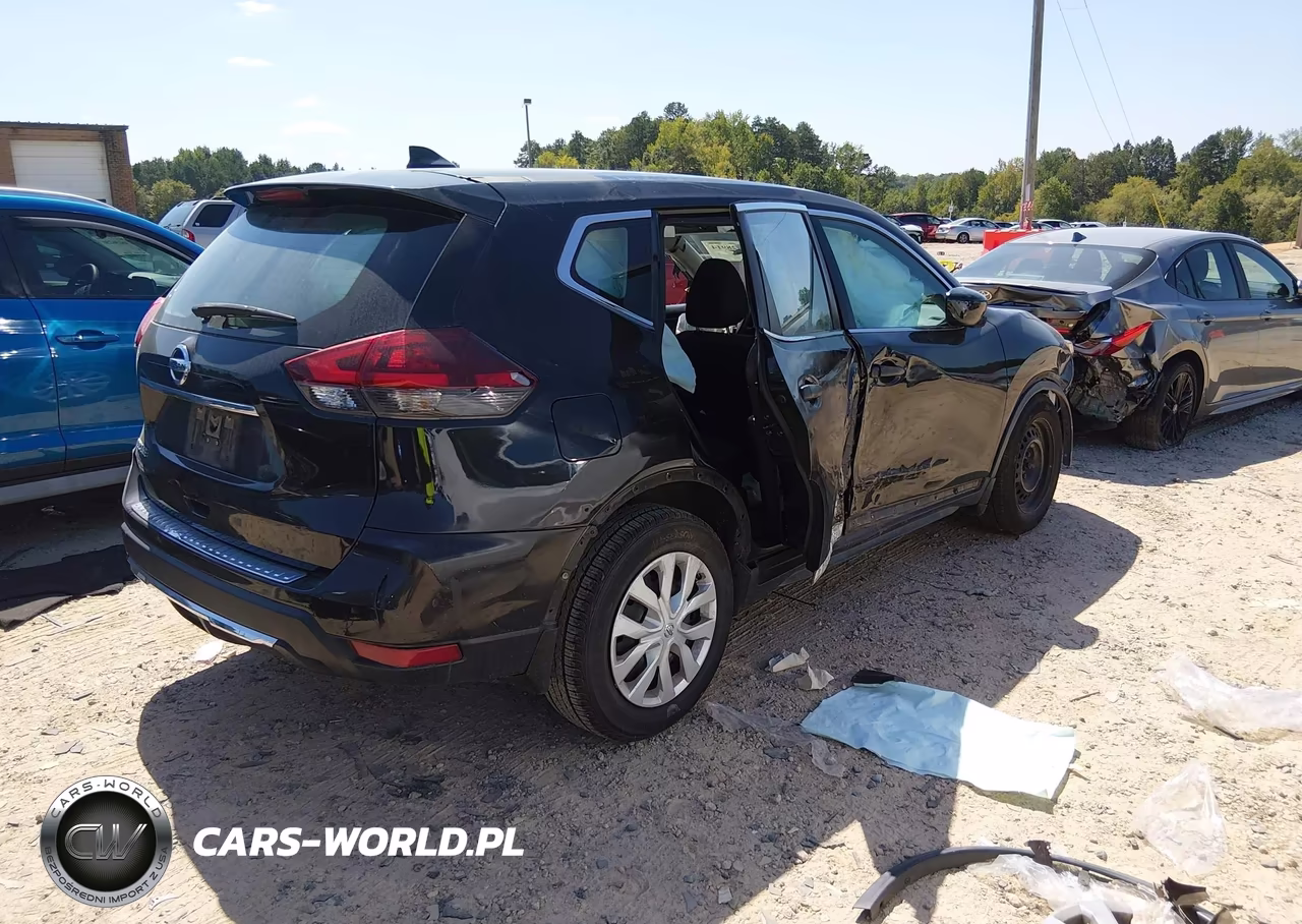 2018 Nissan Rogue S VIN:JN8AT2MT7JW458309 - 4