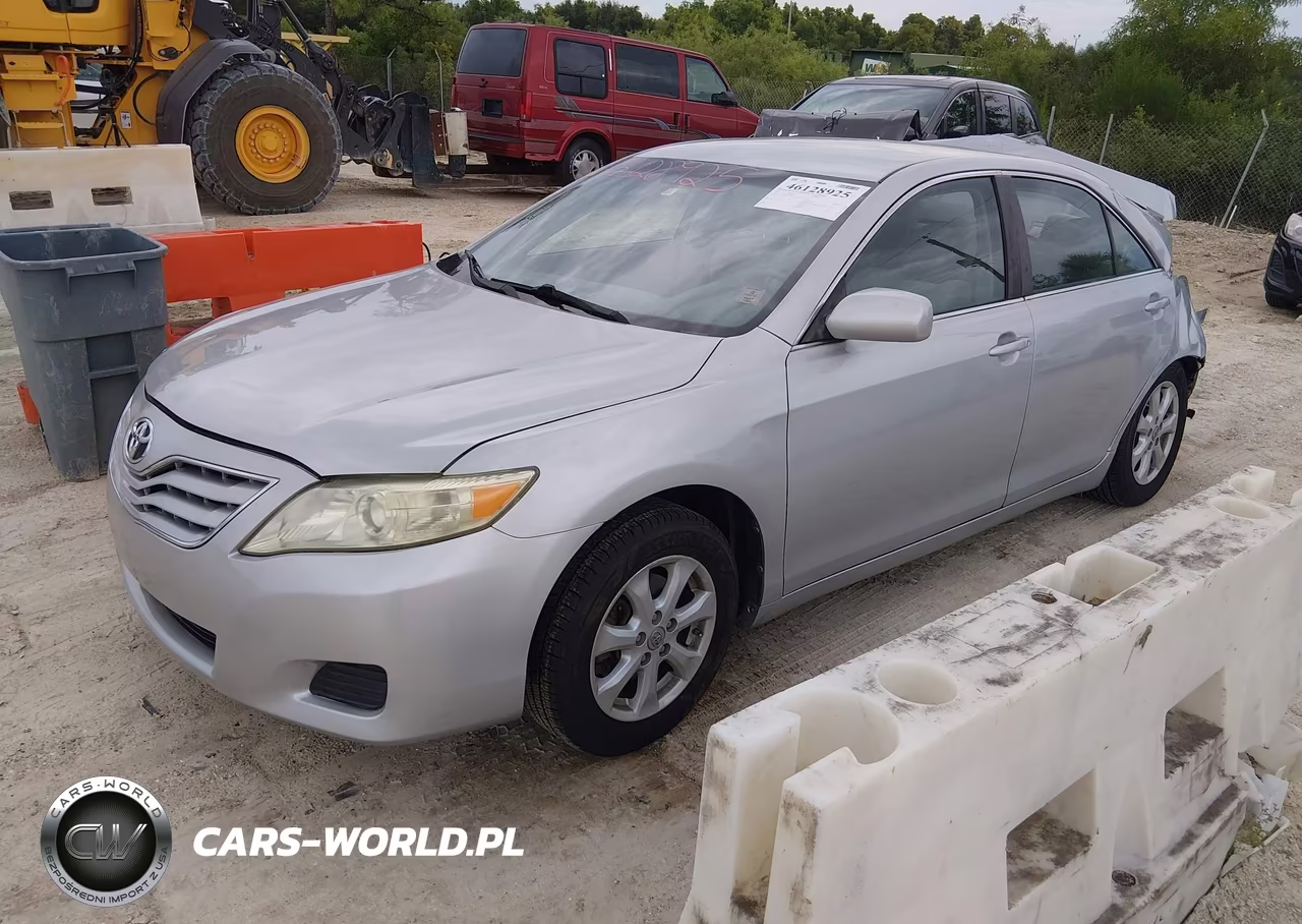2011 Toyota Camry Le VIN:4T1BF3EK8BU698013 - 2