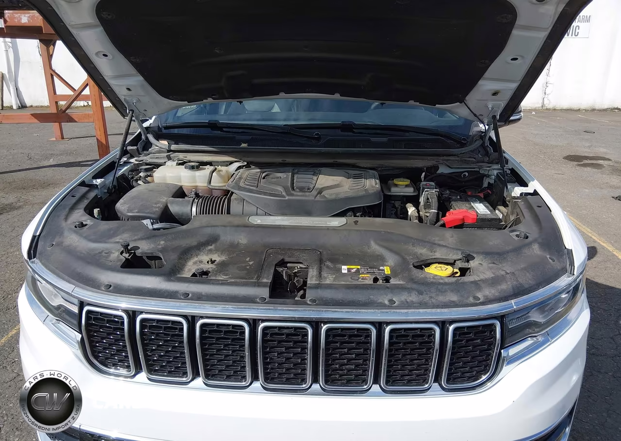 2024 Jeep Wagoneer L Series Ii 4X2 VIN:1C4SJRBP4RS178242 - 10