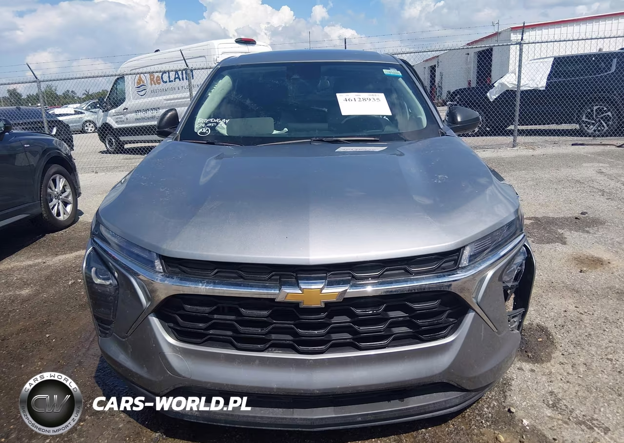 2025 Chevrolet Trax Fwd Ls VIN:KL77LFEP6SC068655 - 12