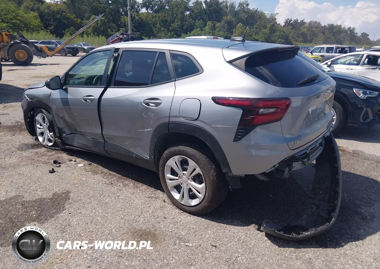 2025 Chevrolet Trax Fwd Ls VIN:KL77LFEP6SC068655 - 3