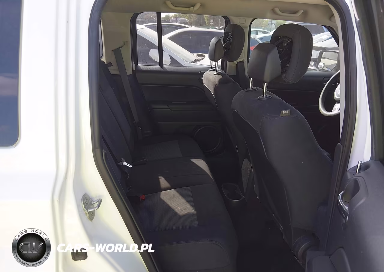2015 Jeep Patriot Sport VIN:1C4NJPBB8FD361097 - 8