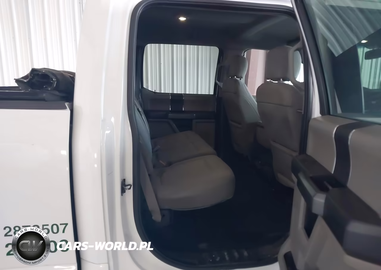 2018 Ford F-150 Xlt VIN:1FTFW1EG9JFB89606 - 8