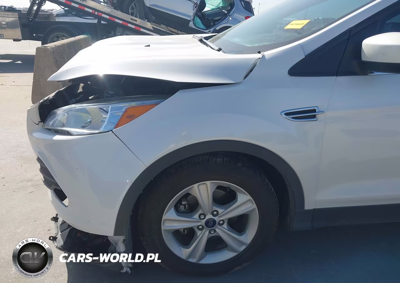 2015 Ford Escape Se VIN:1FMCU0GXXFUB04853 - 6