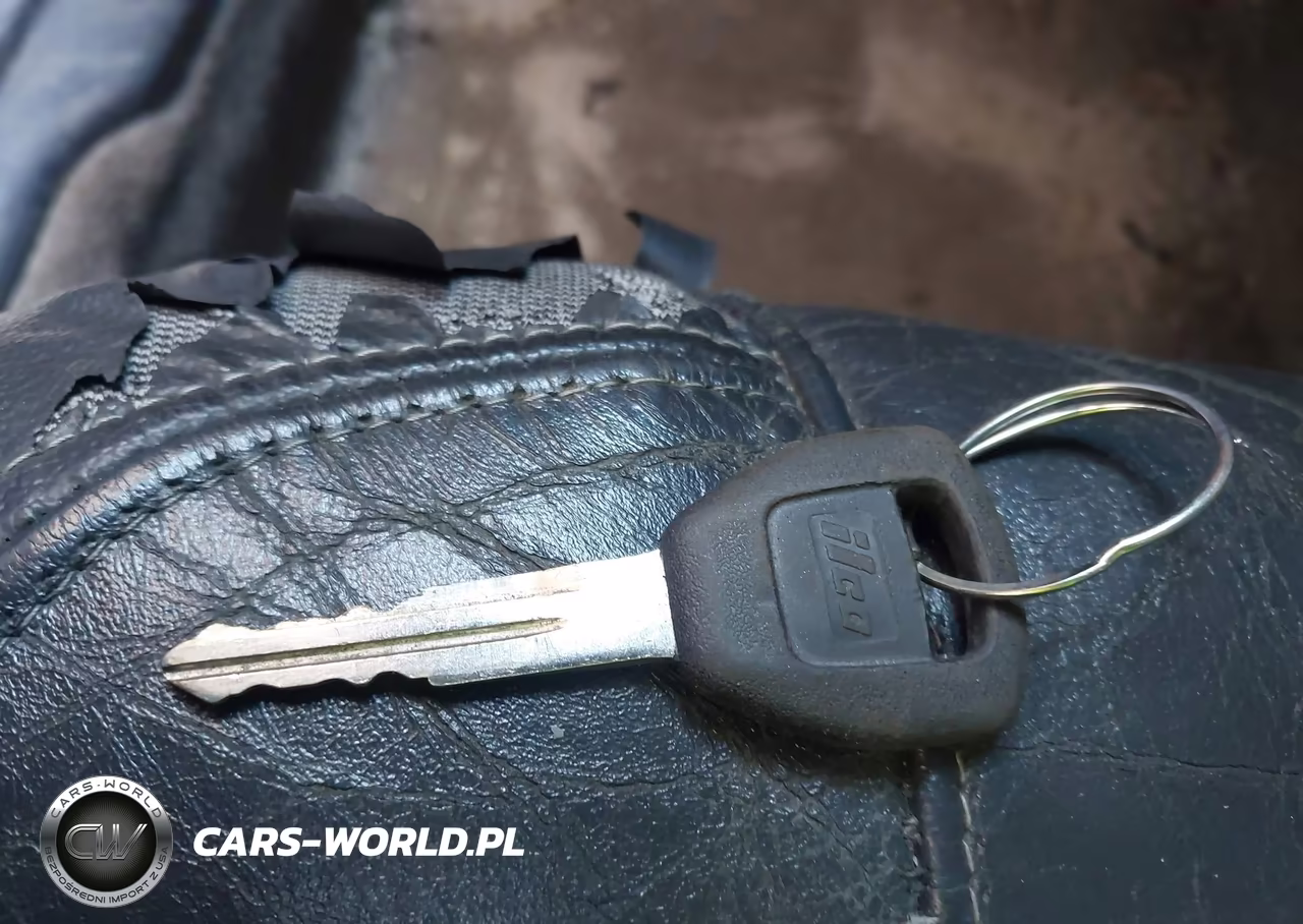 2002 Honda Accord 3.0 Ex VIN:1HGCG22582A027104 - 11