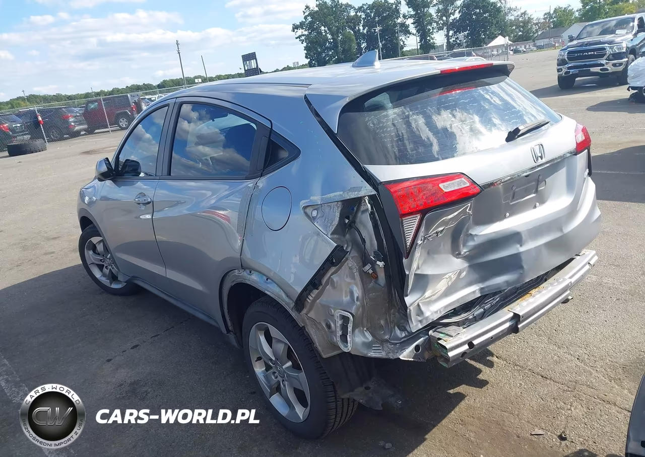 2019 Honda Hr-V Lx VIN:3CZRU6H38KG719812 - 3
