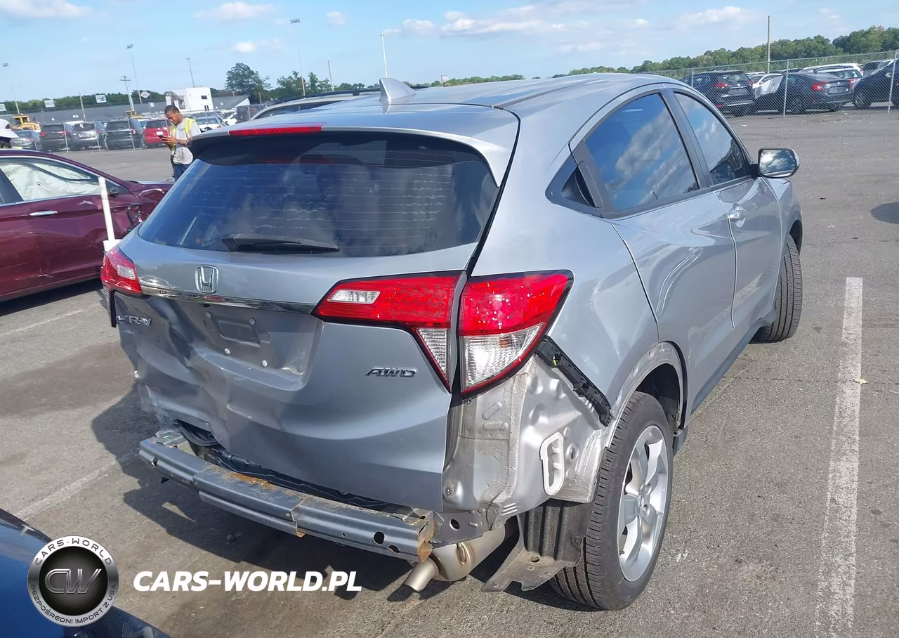 2019 Honda Hr-V Lx VIN:3CZRU6H38KG719812 - 4