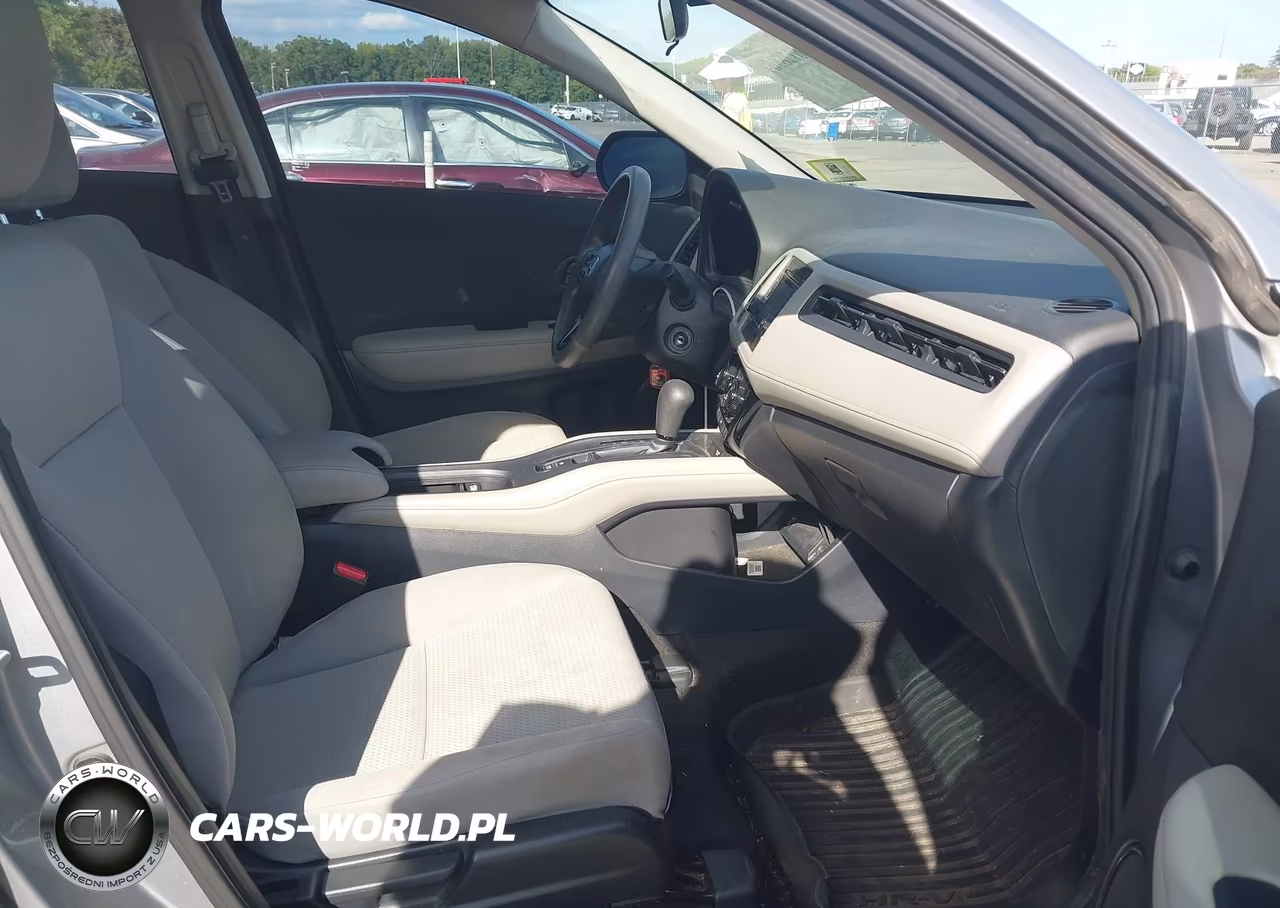 2019 Honda Hr-V Lx VIN:3CZRU6H38KG719812 - 5