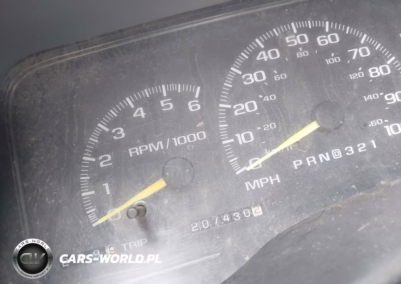1999 Chevrolet Tahoe Ls VIN:1GNEK13R6XJ532669 - 7