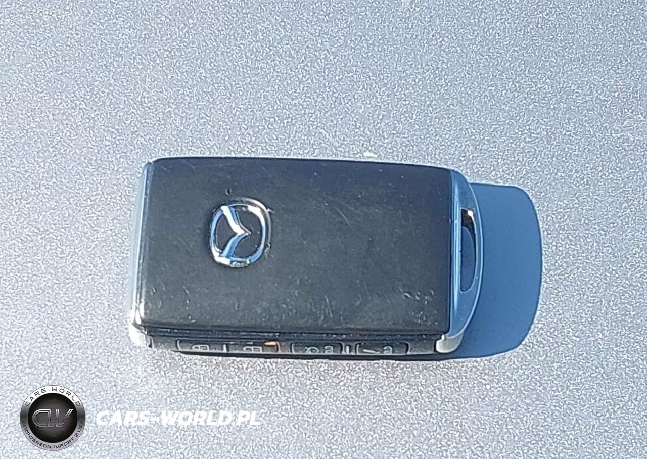 2023 Mazda 3 Preferred VIN:3MZBPACM5PM379221 - 11
