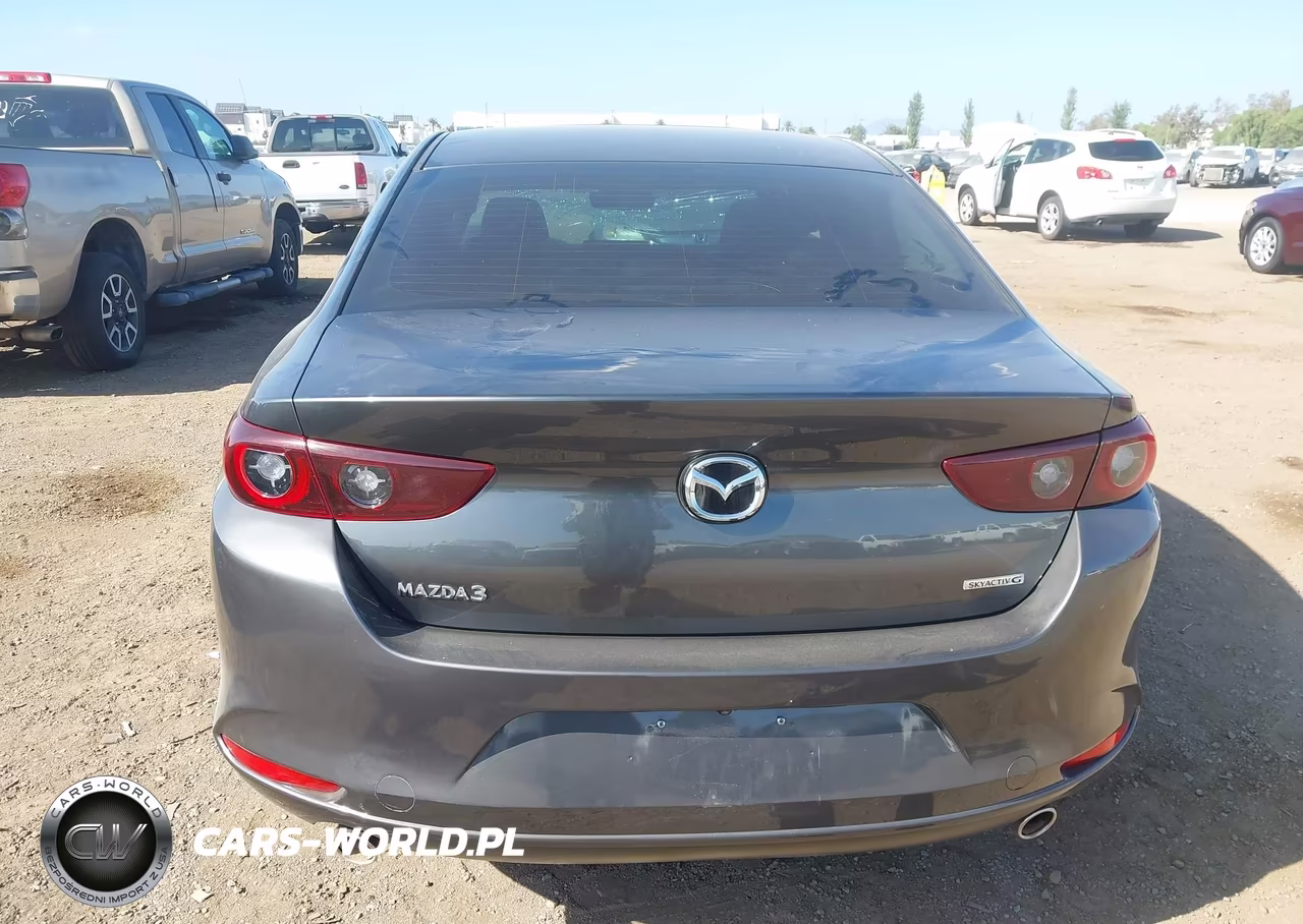 2023 Mazda 3 Preferred VIN:3MZBPACM5PM379221 - 17