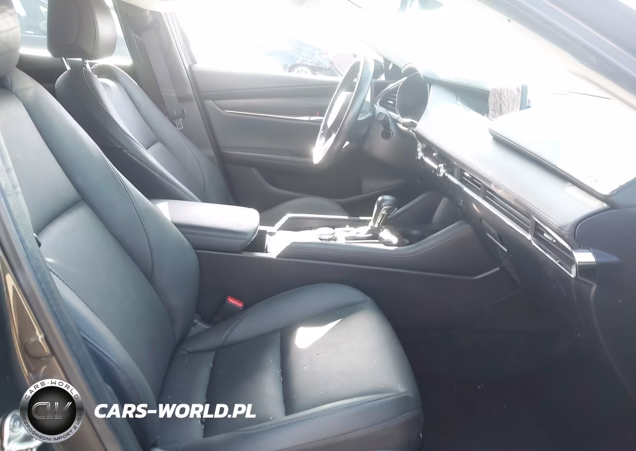2023 Mazda 3 Preferred VIN:3MZBPACM5PM379221 - 5