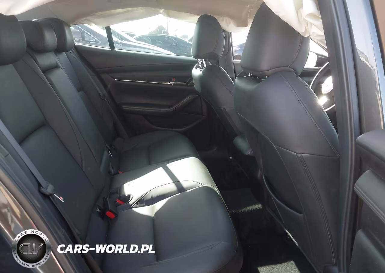2023 Mazda 3 Preferred VIN:3MZBPACM5PM379221 - 8