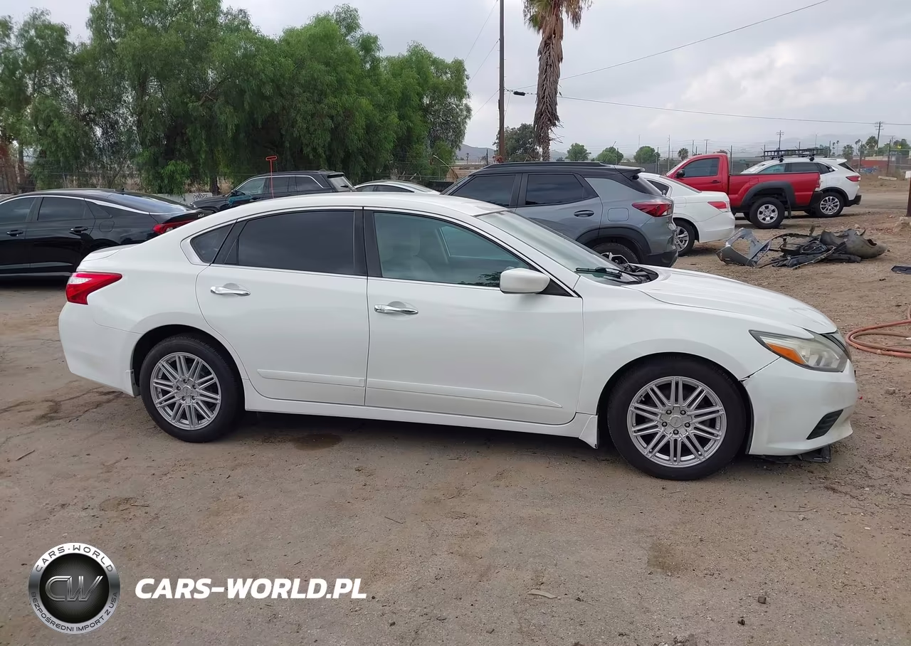 2017 Nissan Altima 2.5 S VIN:1N4AL3APXHC263508 - 13