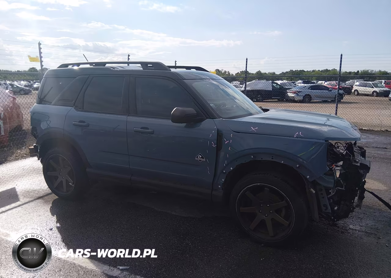 2022 Ford Bronco Sport Outer Banks VIN:3FMCR9C62NRE29179 - 13