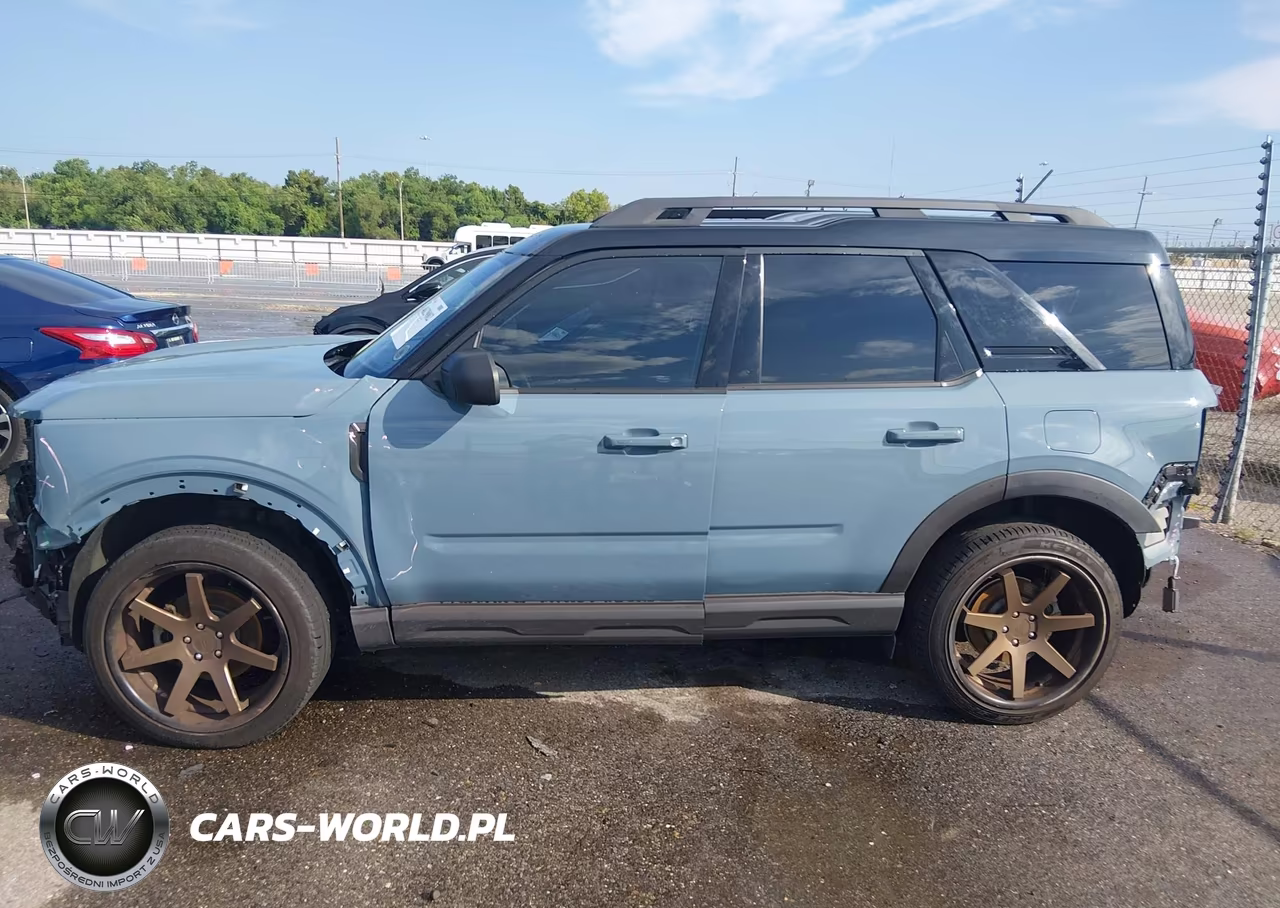 2022 Ford Bronco Sport Outer Banks VIN:3FMCR9C62NRE29179 - 14