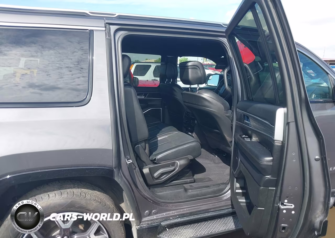2023 Jeep Wagoneer Series Iii 4X4 VIN:1C4SJVDP8PS505518 - 8