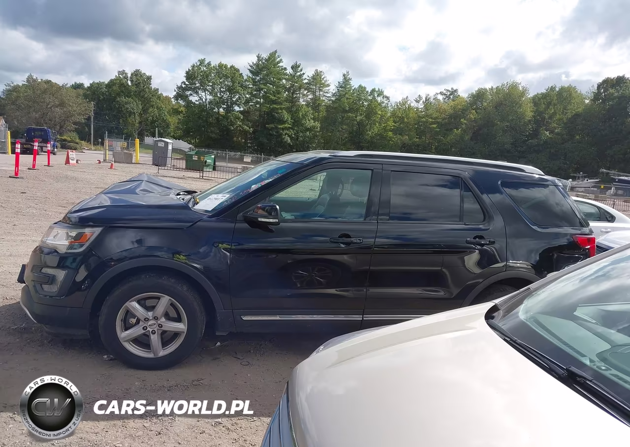 2016 Ford Explorer Xlt VIN:1FM5K8D89GGA11803 - 14