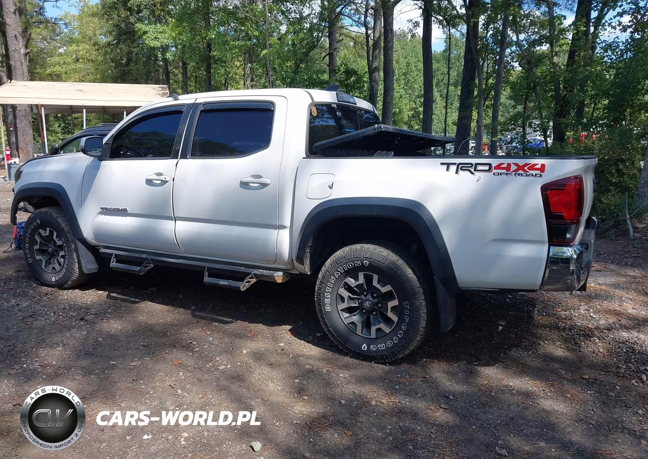2019 Toyota Tacoma Trd Off Road VIN:3TMCZ5ANXKM220949 - 3