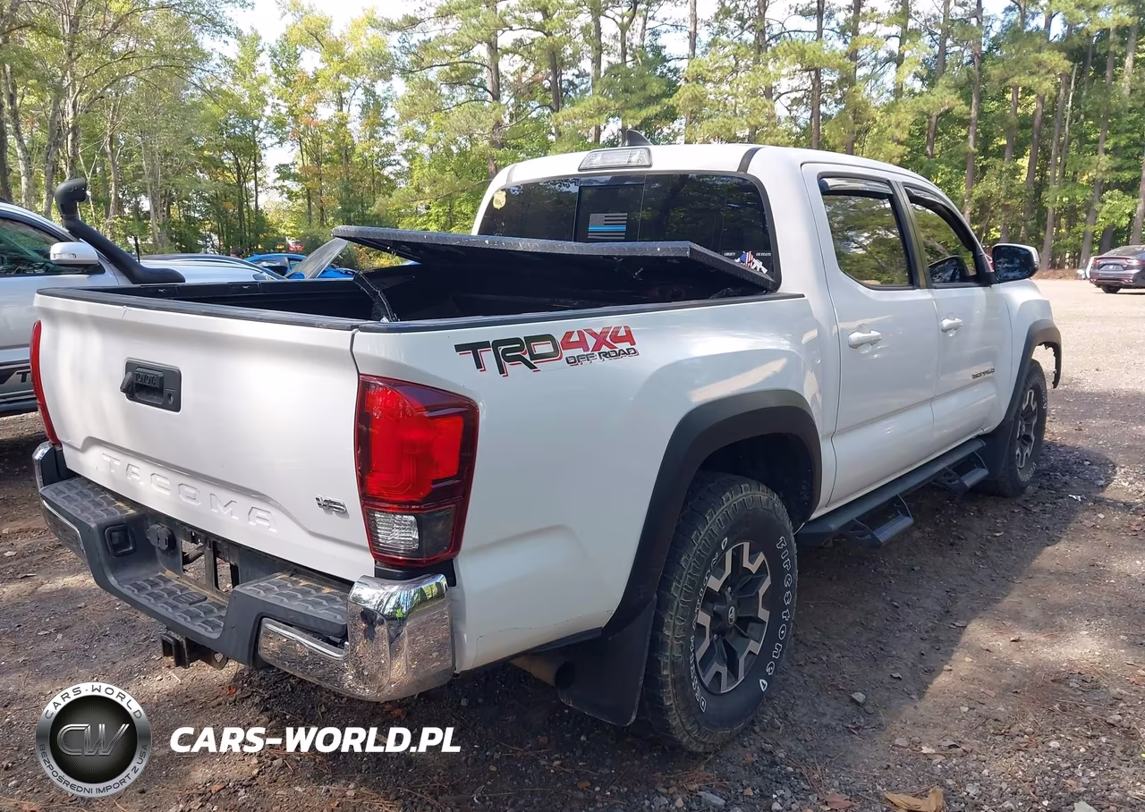 2019 Toyota Tacoma Trd Off Road VIN:3TMCZ5ANXKM220949 - 4