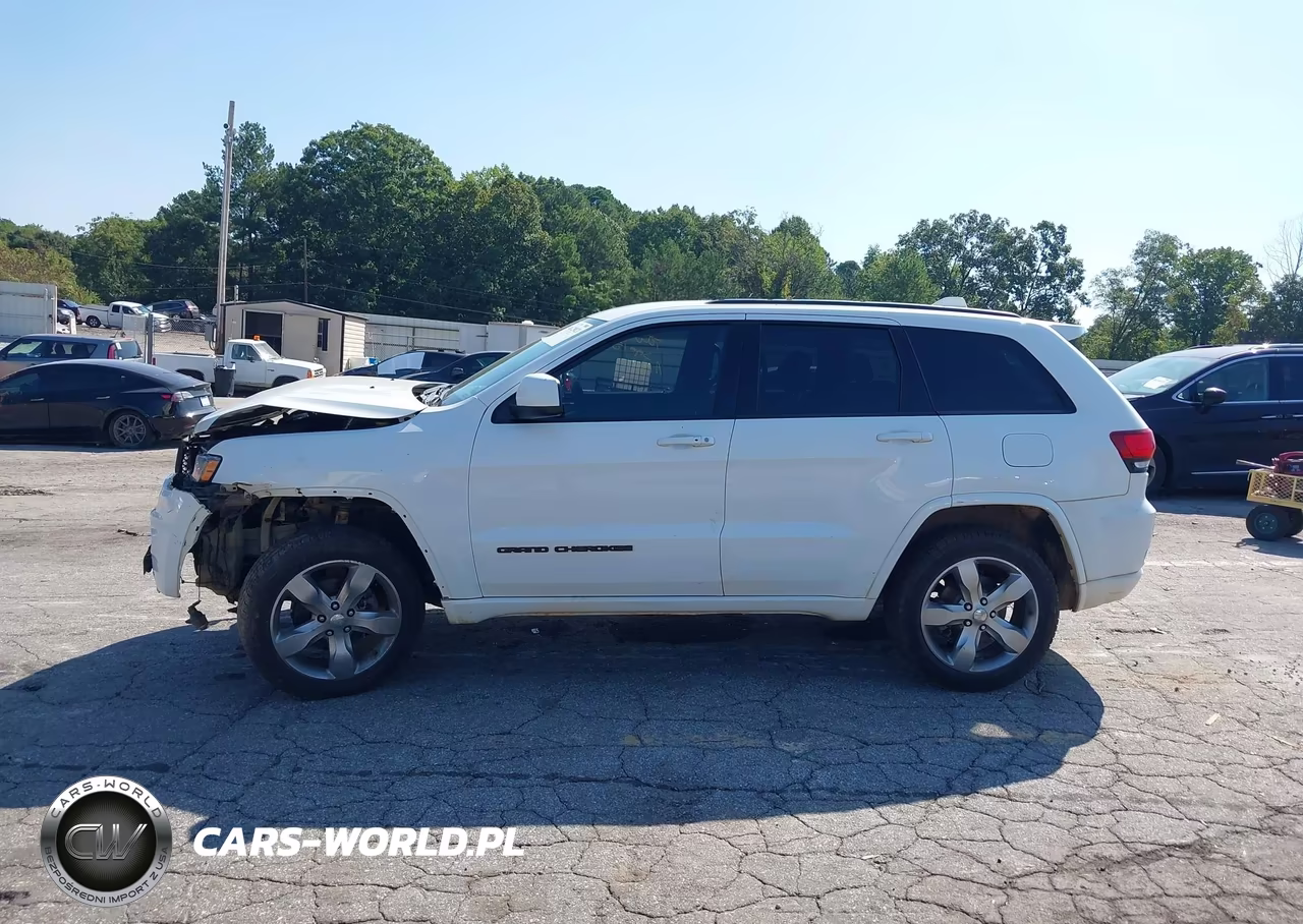 2017 Jeep Grand Cherokee Altitude 4X2 VIN:1C4RJEAG6HC829274 - 14