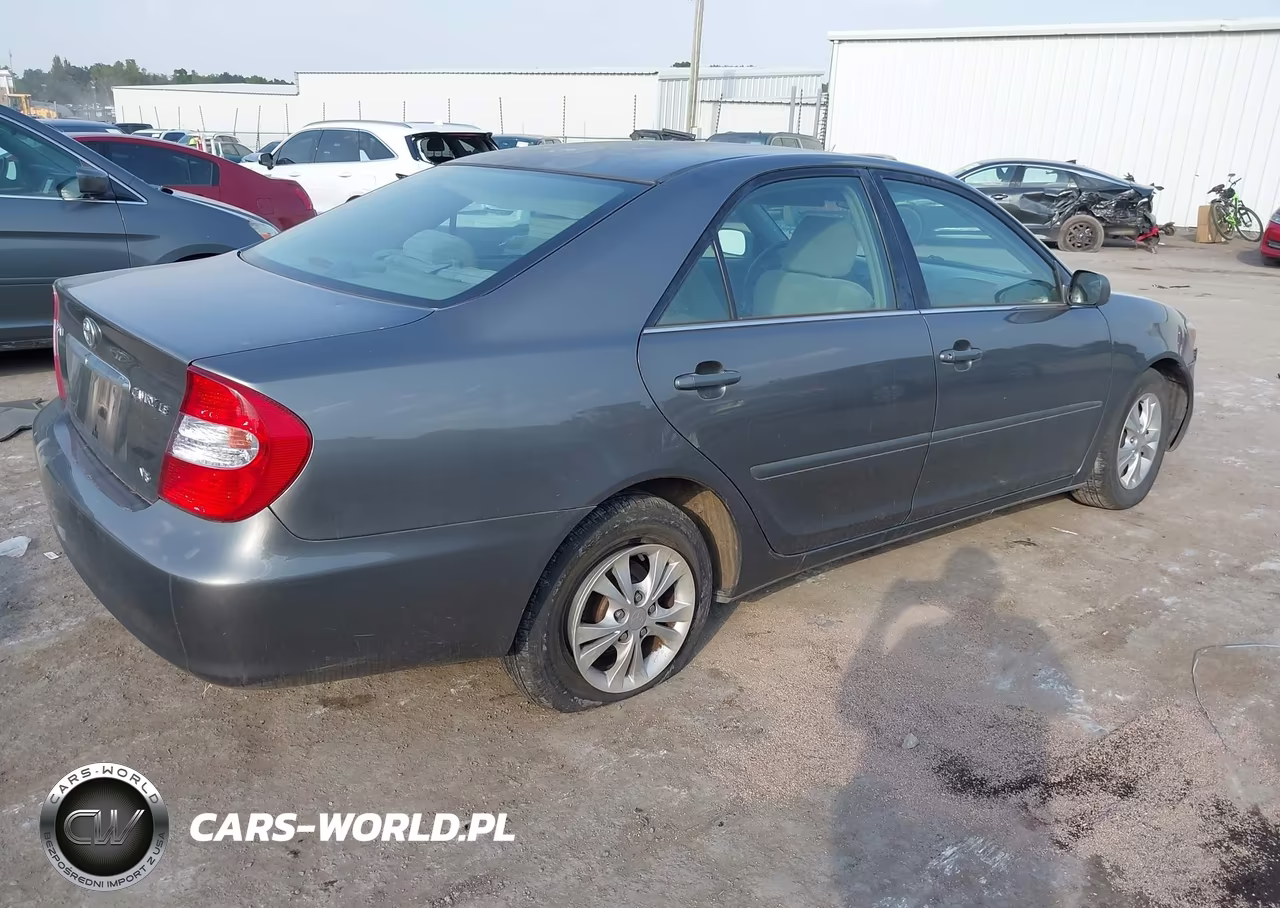 2004 Toyota Camry Le V6 VIN:4T1BF32K14U572020 - 4