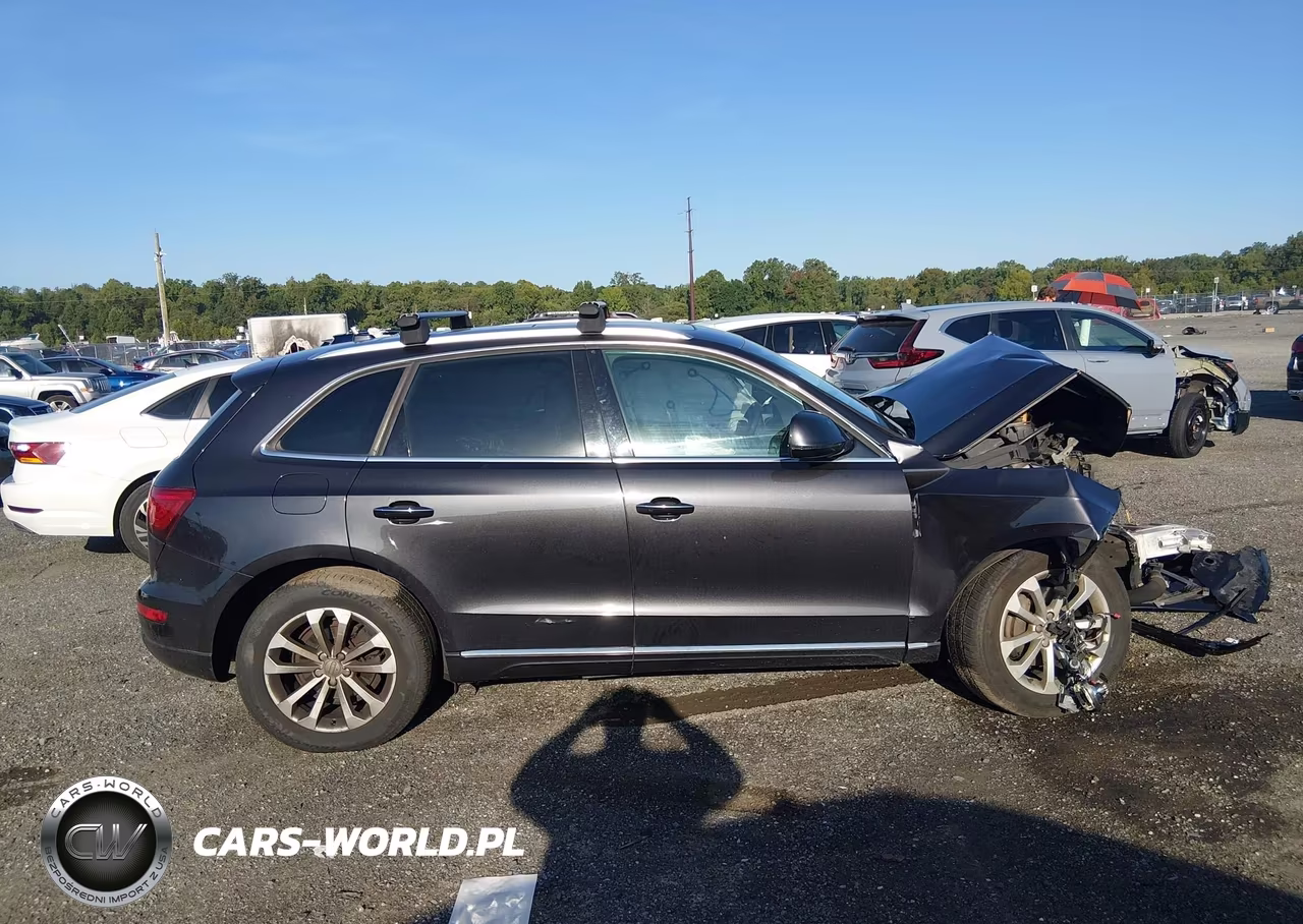 2016 Audi Q5 2.0T Premium VIN:WA1C2AFP0GA126908 - 14