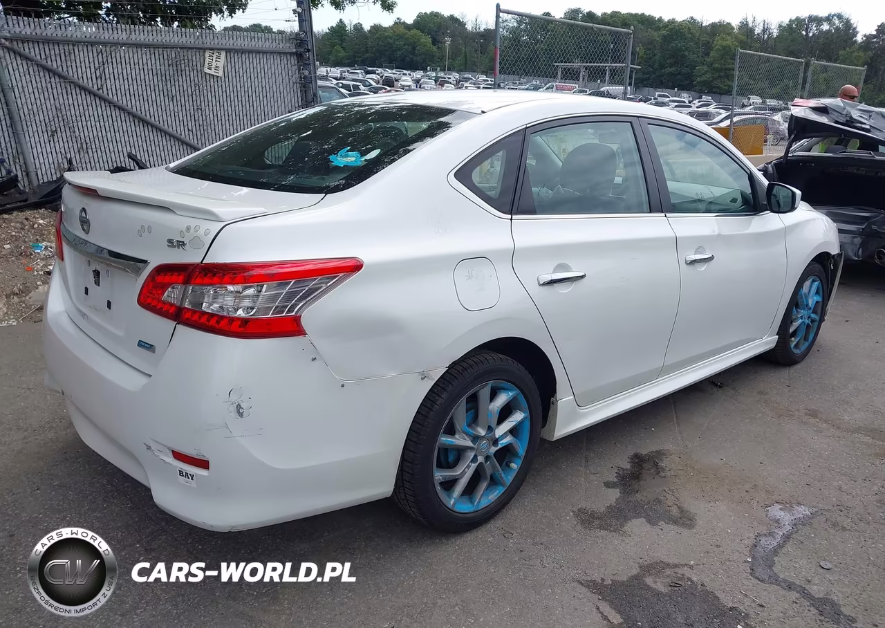 2013 Nissan Sentra Sr VIN:3N1AB7AP1DL792707 - 4
