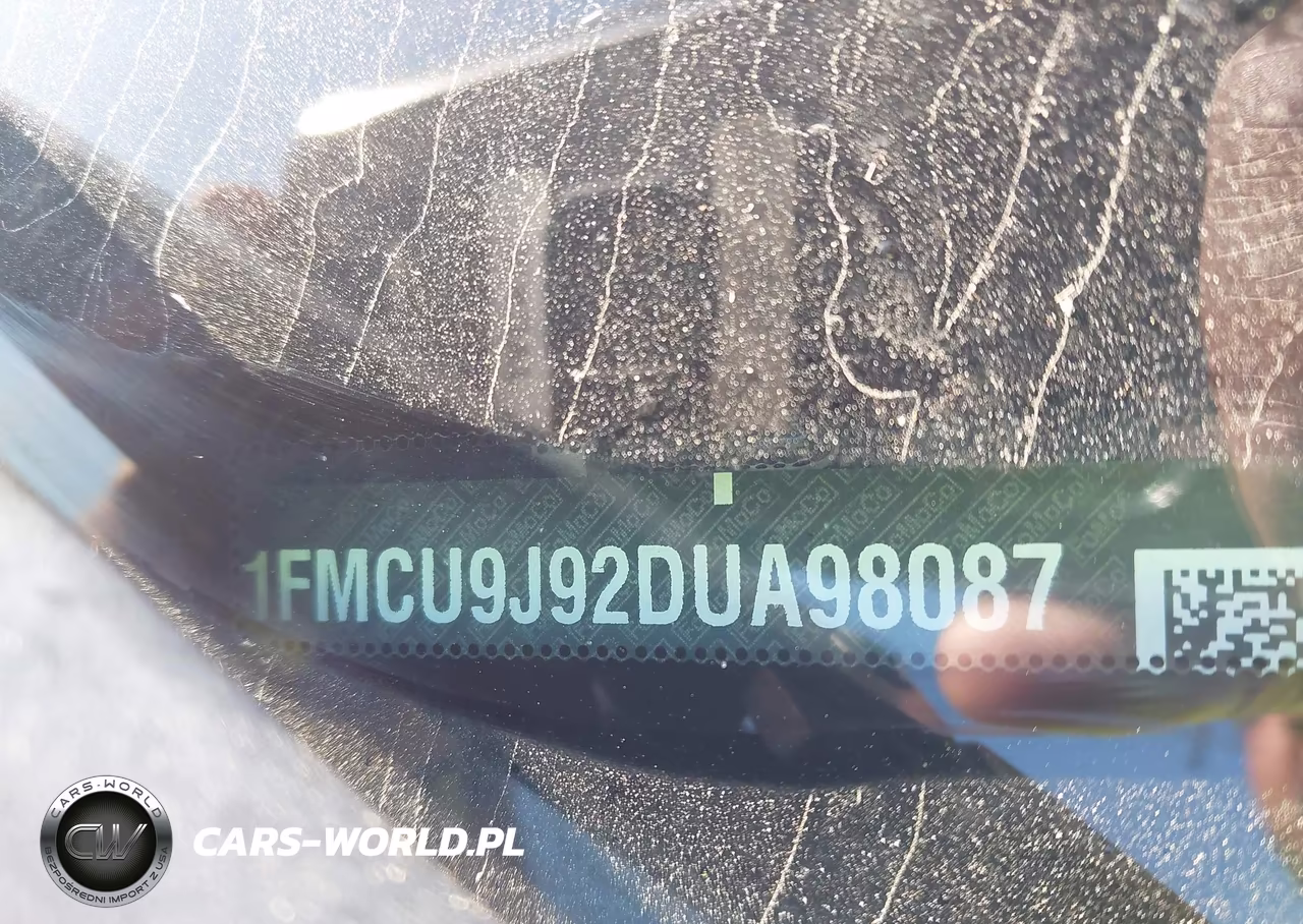 2013 Ford Escape Titanium VIN:1FMCU9J92DUA98087 - 9