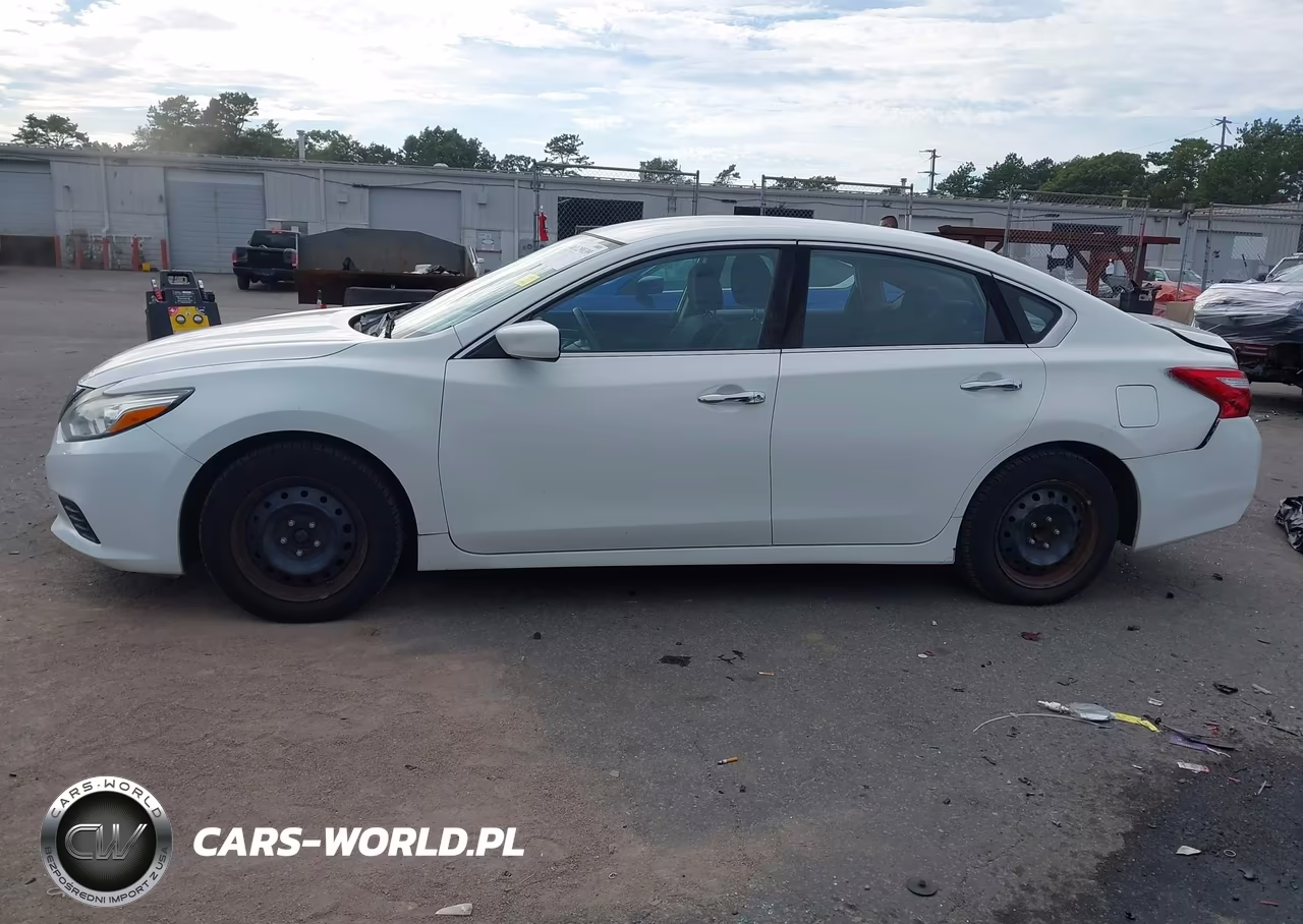 2017 Nissan Altima 2.5 S VIN:1N4AL3AP3HN358562 - 14
