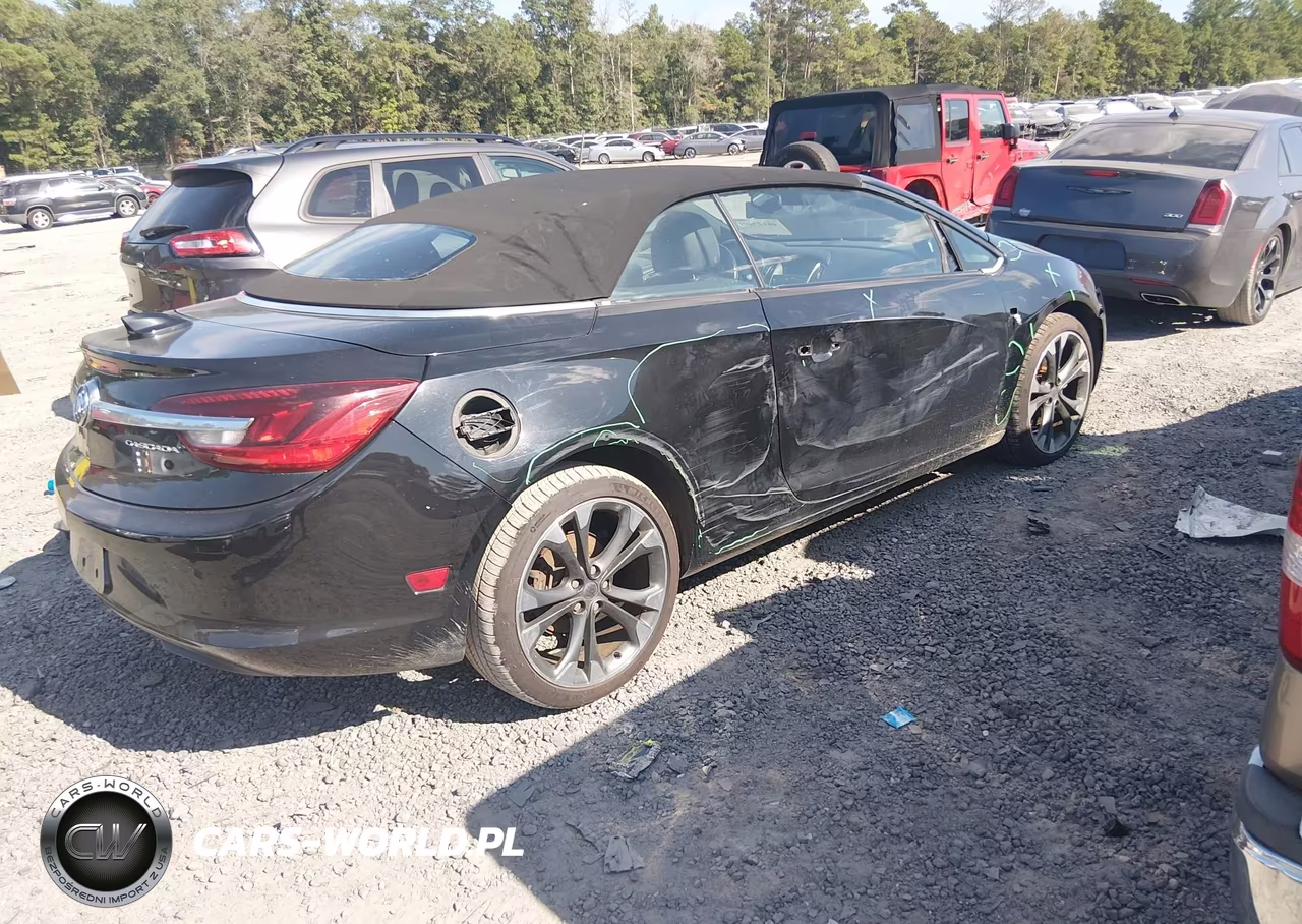 2018 Buick Cascada Premium VIN:W04WH3N52JG085015 - 4
