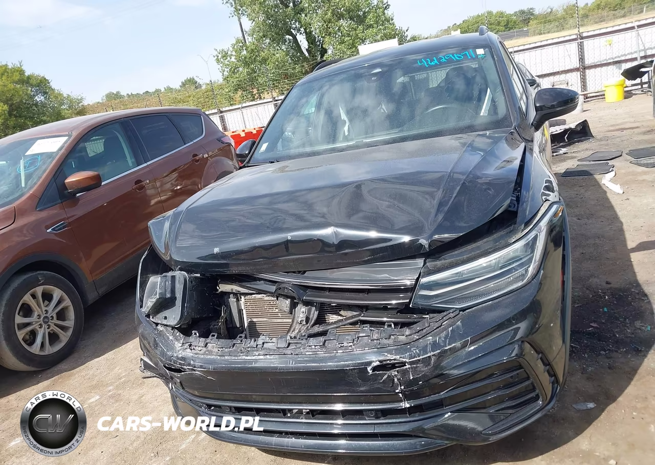 2022 Volkswagen Tiguan 2.0T Se R-Line Black VIN:3VVCB7AXXNM010665 - 12