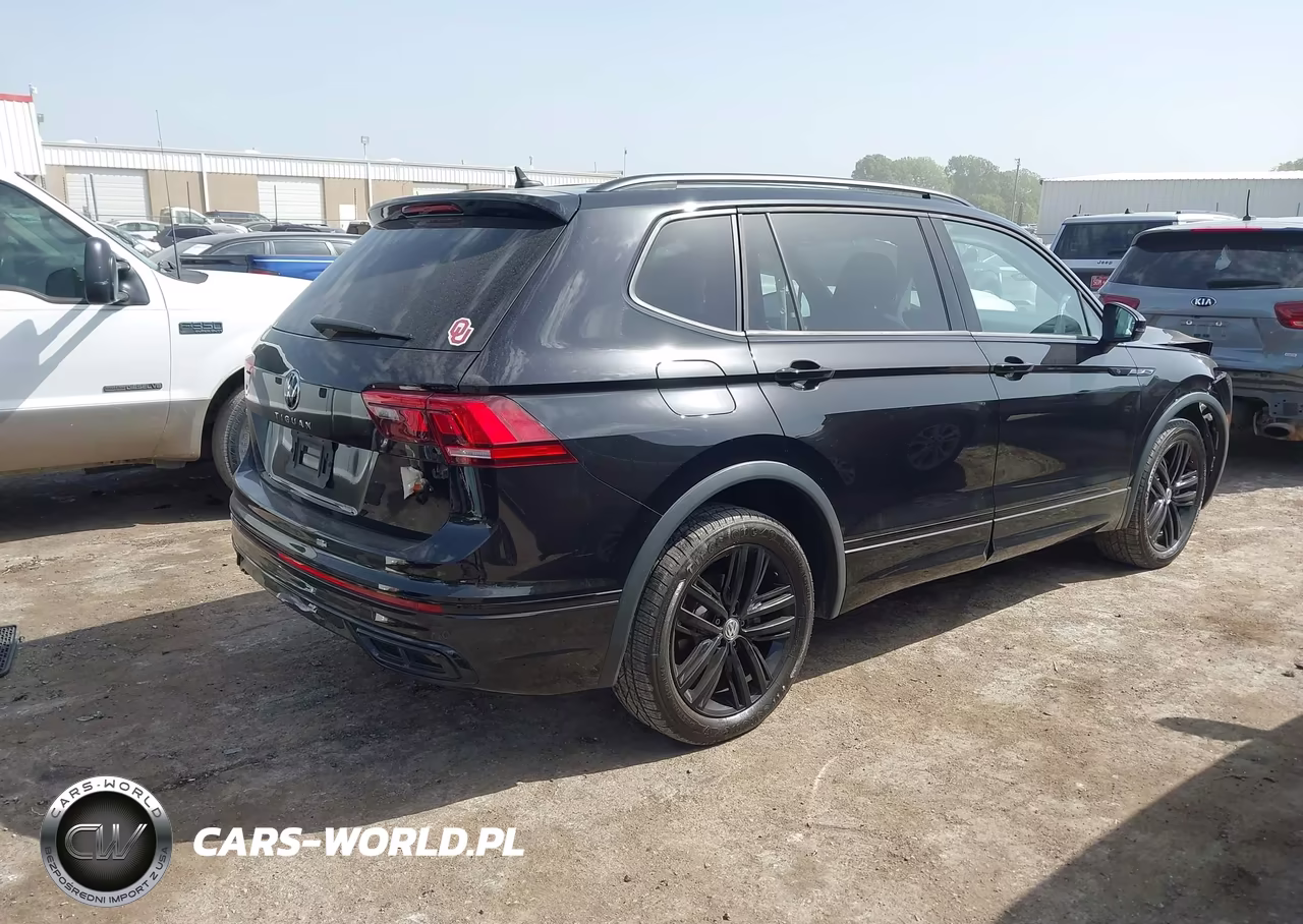 2022 Volkswagen Tiguan 2.0T Se R-Line Black VIN:3VVCB7AXXNM010665 - 4