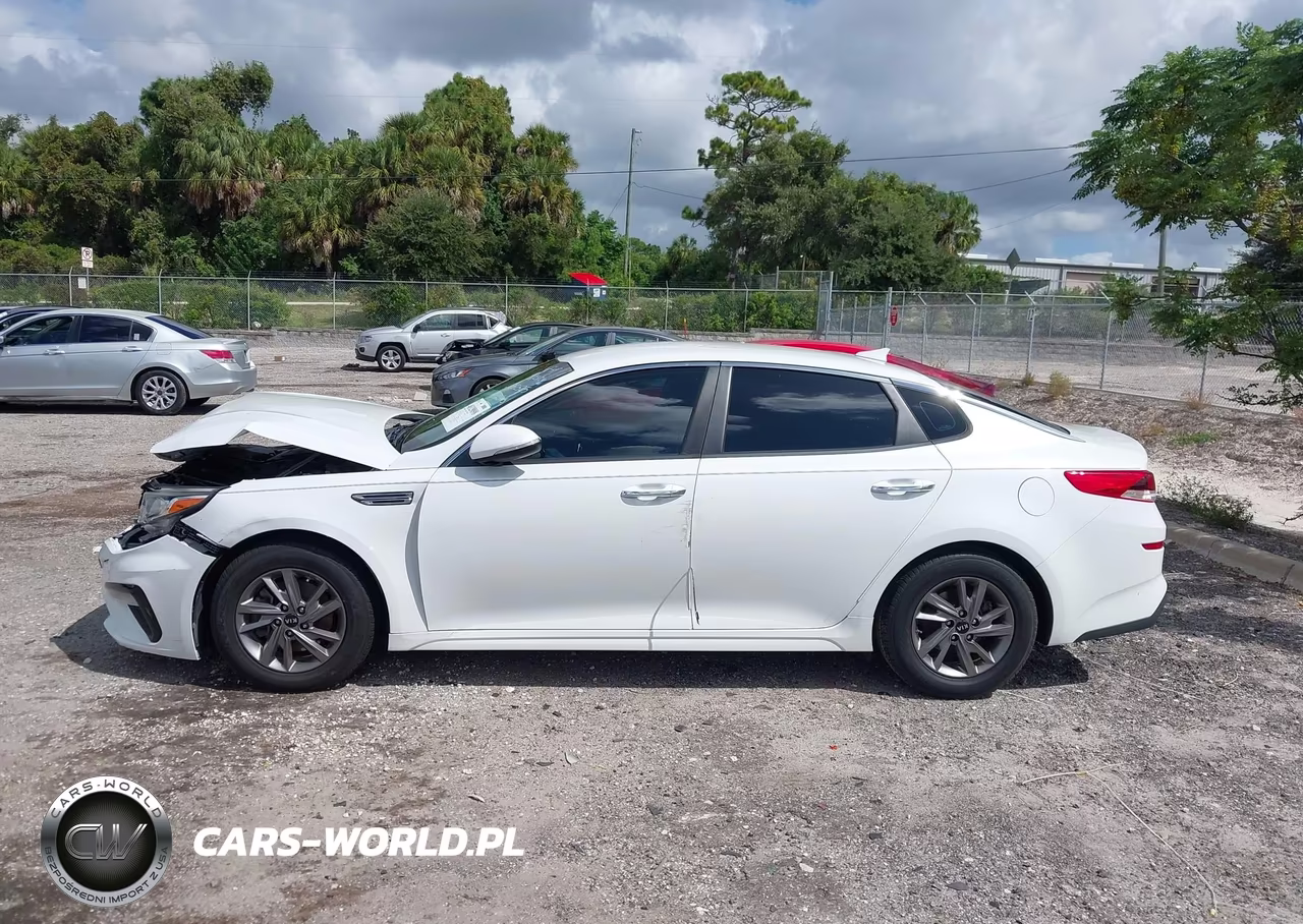 2019 Kia Optima Lx VIN:5XXGT4L31KG352525 - 14