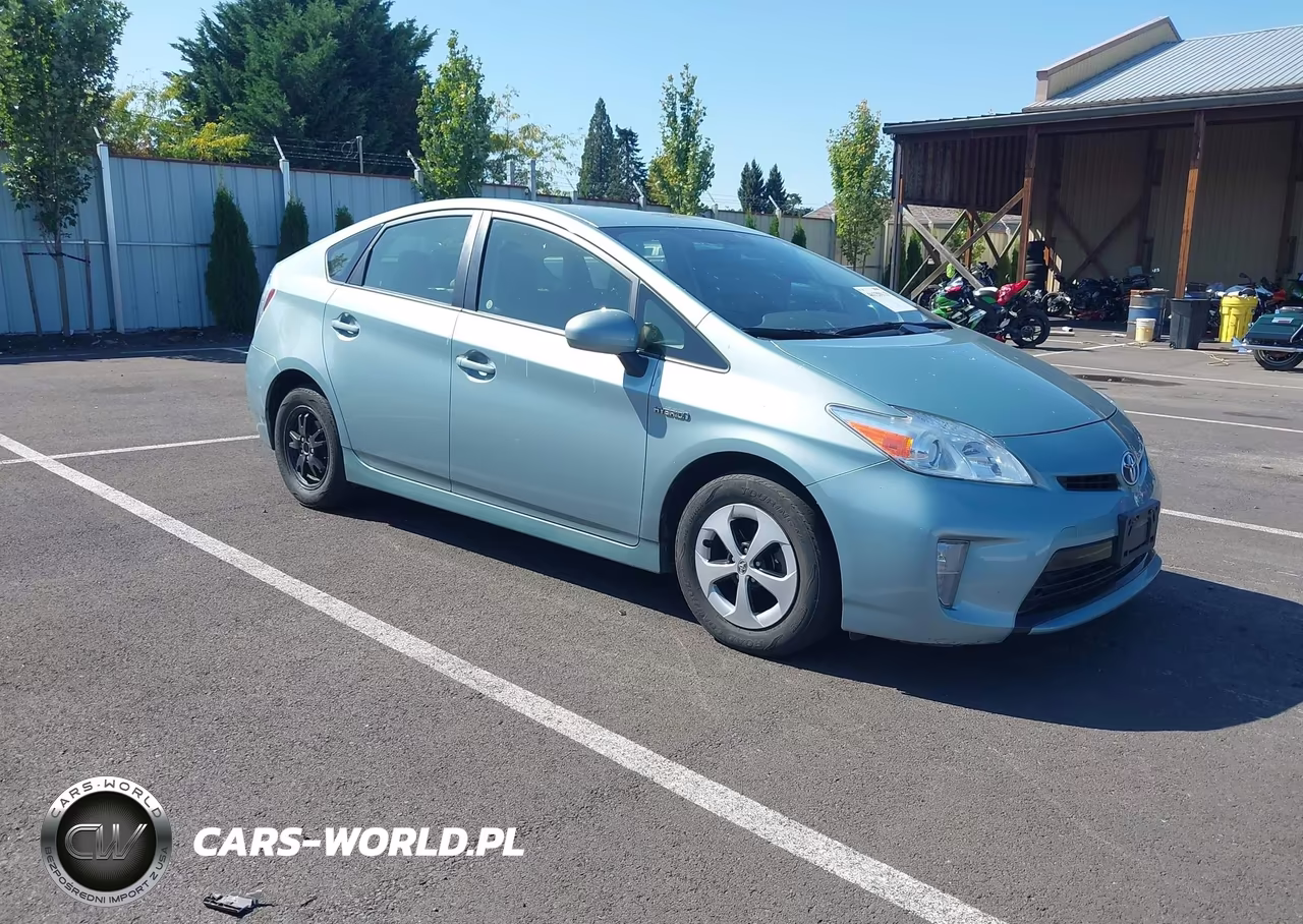 2014 Toyota Prius Two – zdjęcie 1 z 18