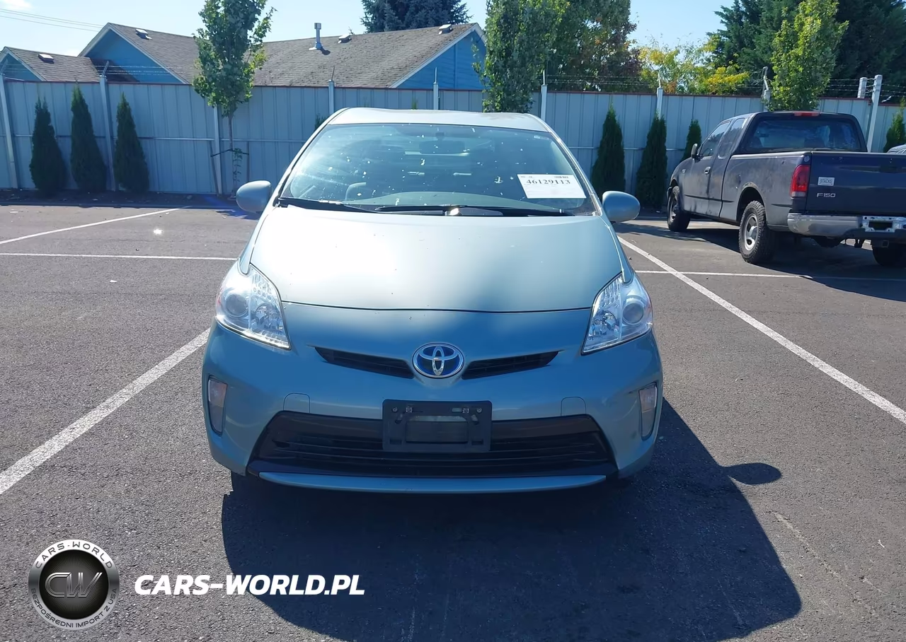 2014 Toyota Prius Two VIN:JTDKN3DU5E1852435 - 12