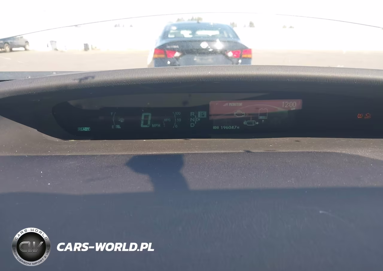 2014 Toyota Prius Two VIN:JTDKN3DU5E1852435 - 7