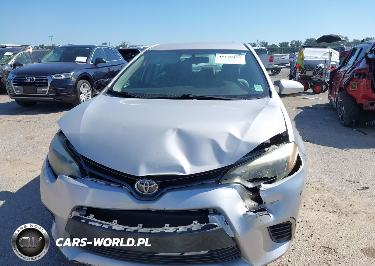 2015 Toyota Corolla Le VIN:2T1BURHE5FC412379 - 12
