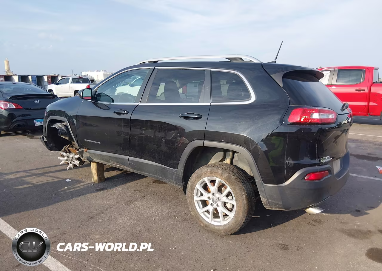 2016 Jeep Cherokee Latitude VIN:1C4PJLCB7GW207213 - 3