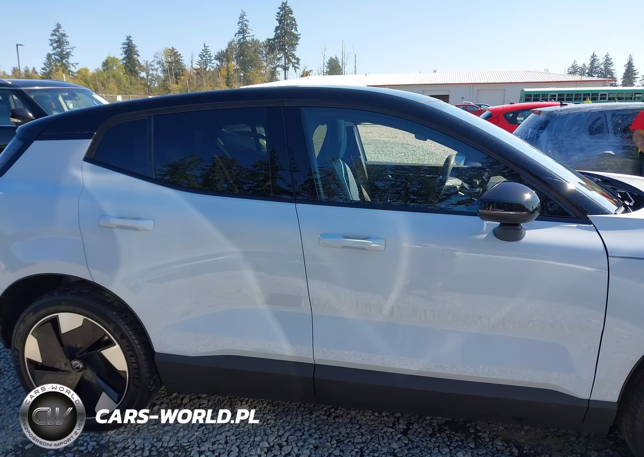 2026 Volvo Ex30 Plus Twin Motor Performance, Fully Electric VIN:YV4EK3ZK2T2615032 - 13