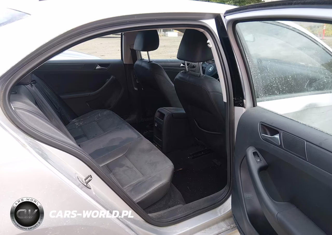 2011 Volkswagen Jetta 2.5L Se VIN:3VWDX7AJXBM385626 - 8
