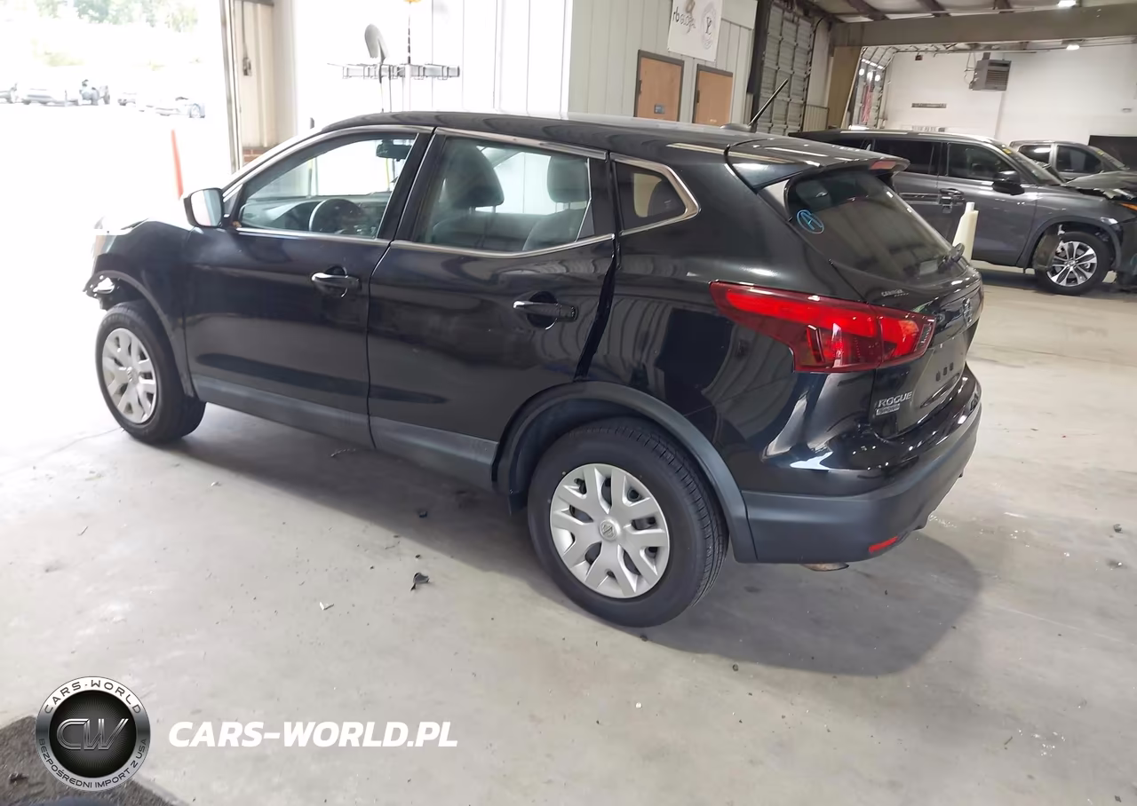2019 Nissan Rogue Sport S VIN:JN1BJ1CPXKW235772 - 3