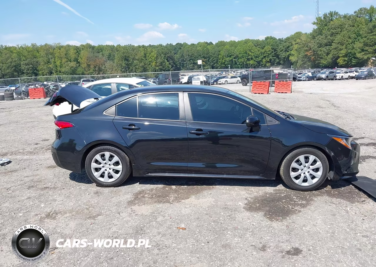 2021 Toyota Corolla Le VIN:5YFEPMAE9MP211440 - 13
