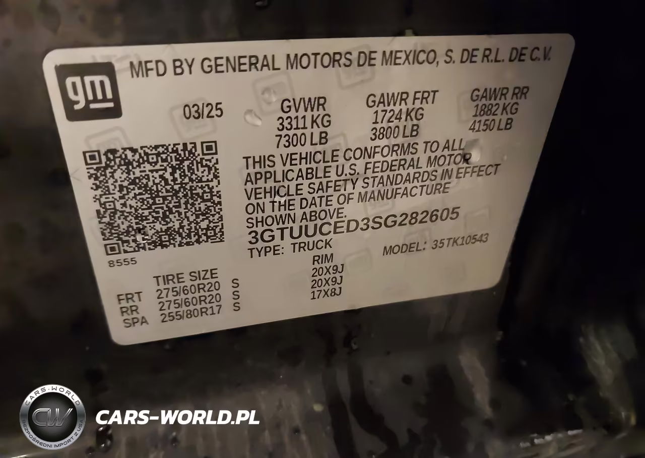 2025 GMC Sierra 1500 4Wd Short Box Elevation With 3Sb VIN:3GTUUCED3SG282605 - 9