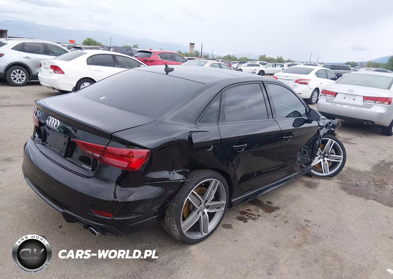 2020 Audi A3 Premium Plus 45 Tfsi S Line Quattro S Tronic VIN:WAUJEGFF3LA097894 - 4