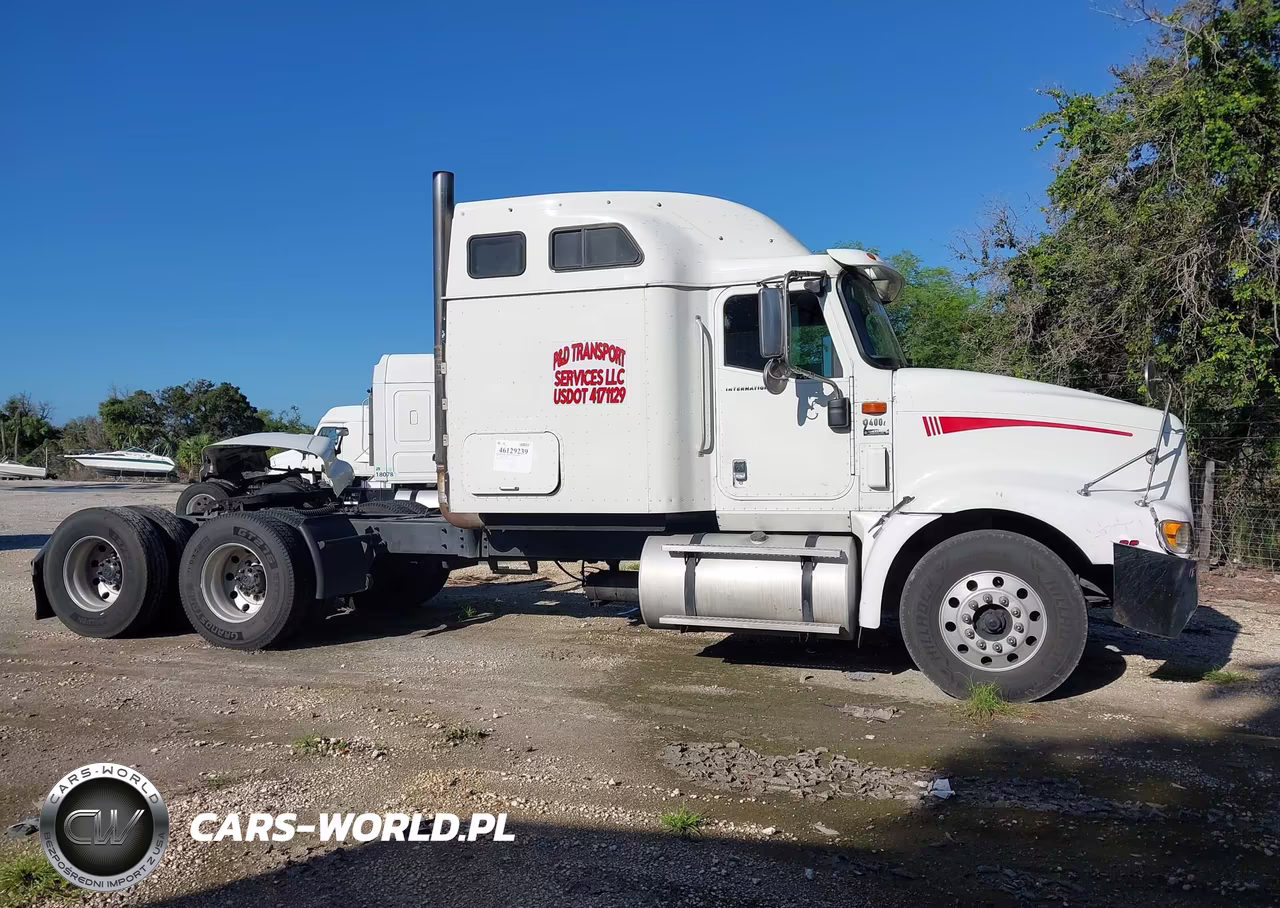2007 International 9400 9400I VIN:2HSCNAPR87C306205 - 13