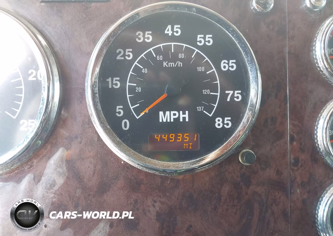 2007 International 9400 9400I VIN:2HSCNAPR87C306205 - 5