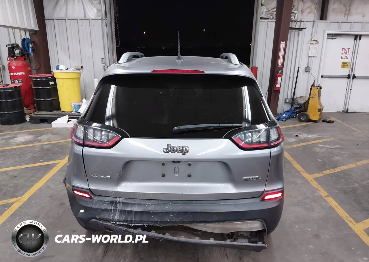 2019 Jeep Cherokee Latitude Plus 4X4 VIN:1C4PJMLN6KD219454 - 16