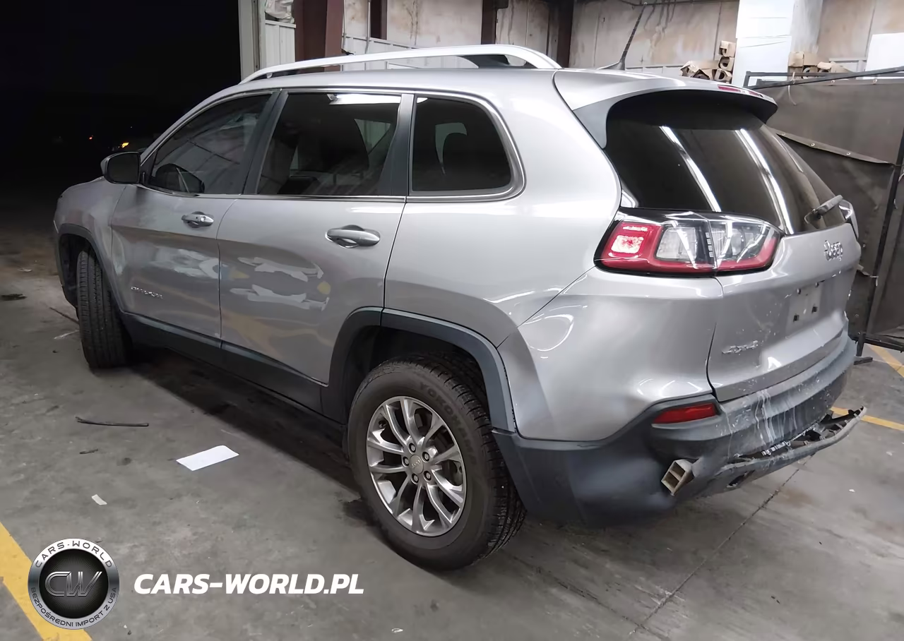 2019 Jeep Cherokee Latitude Plus 4X4 VIN:1C4PJMLN6KD219454 - 3