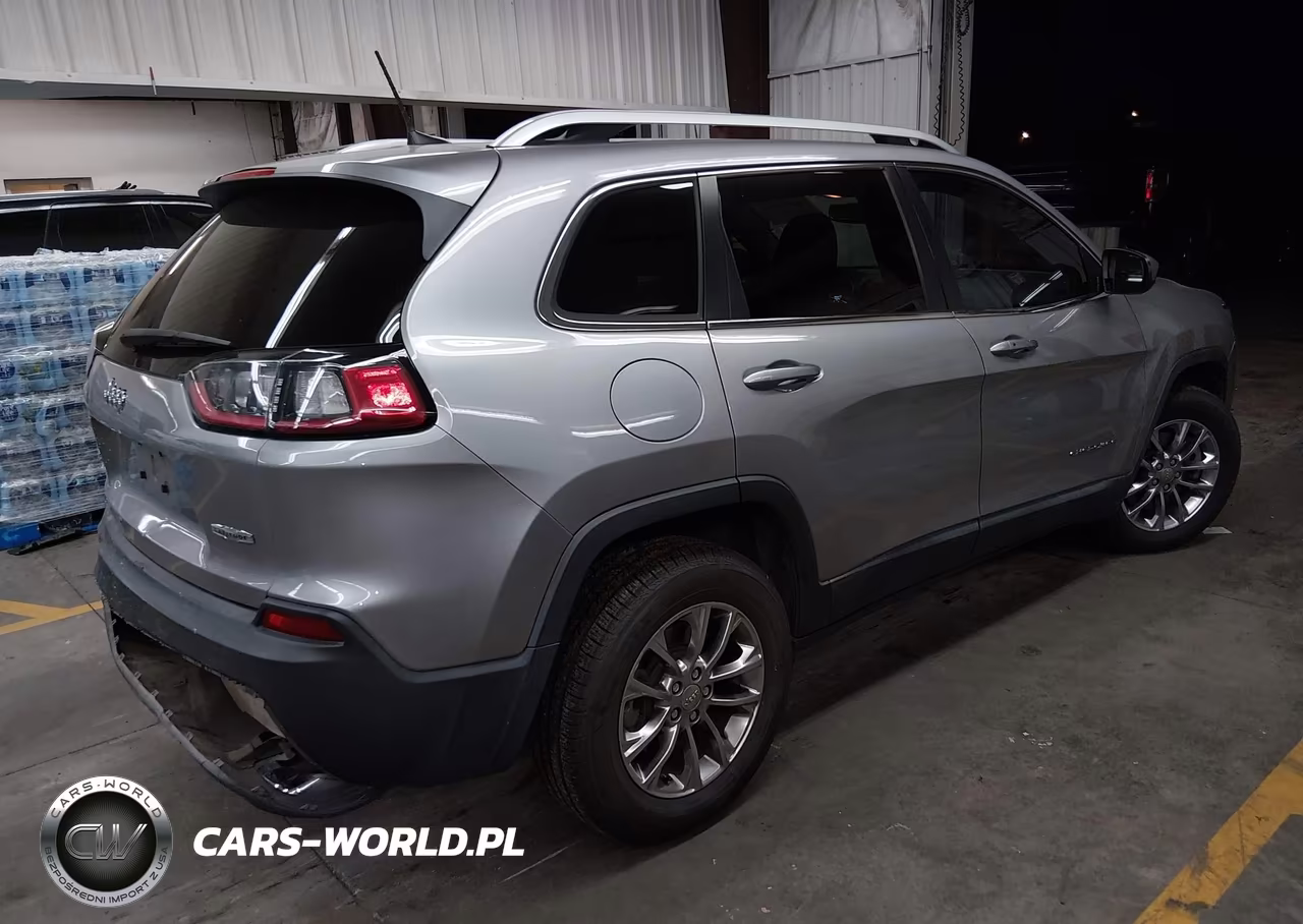 2019 Jeep Cherokee Latitude Plus 4X4 VIN:1C4PJMLN6KD219454 - 4